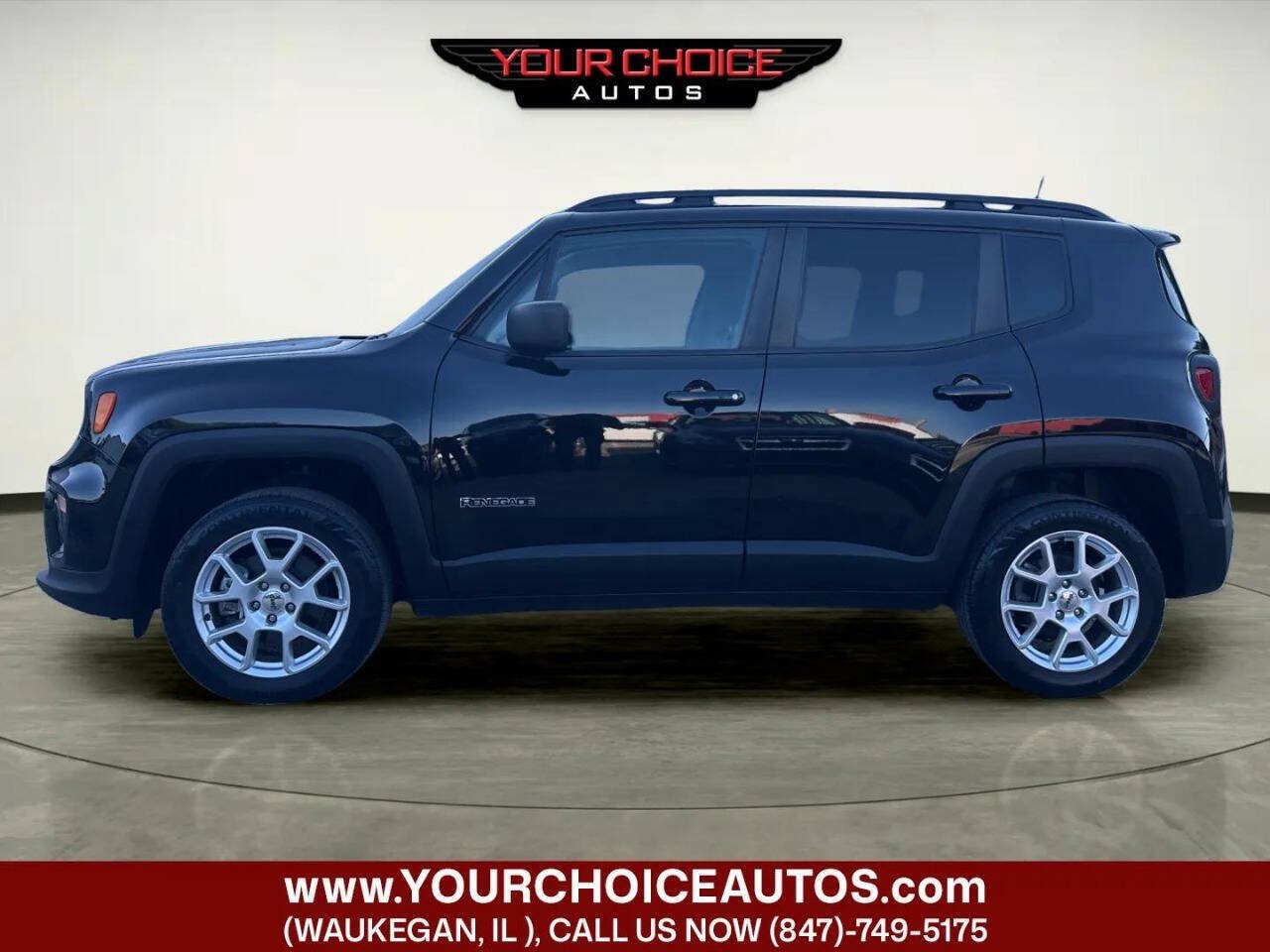 Used 2022 Jeep Renegade Latitude AWD/4WD image 2