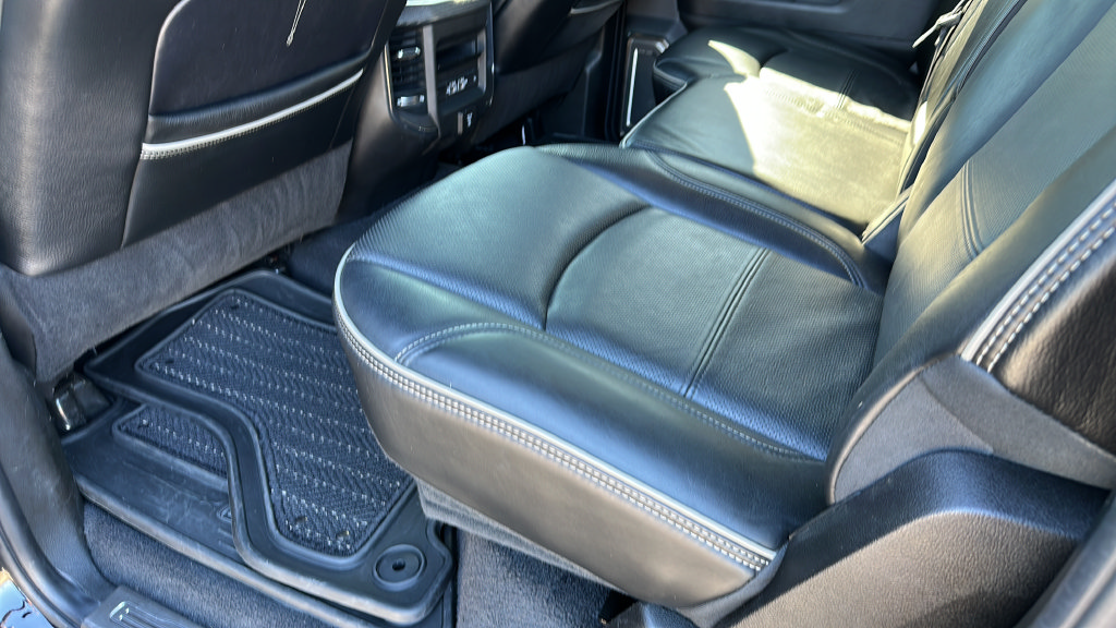 Used 2019 RAM 3500 Limited w/ Max Tow Package AWD/4WD image 30