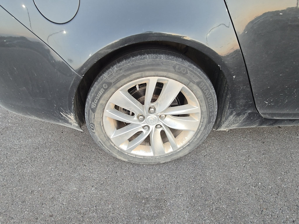 Used 2014 Buick Regal Premium FWD image 4