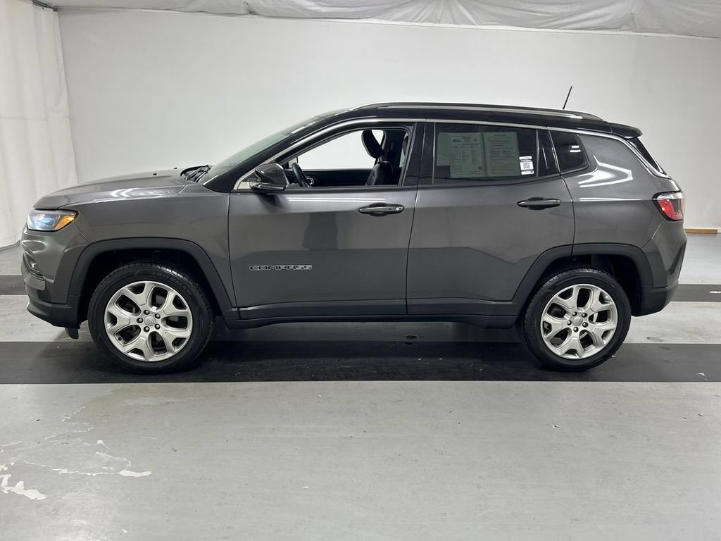 Used 2022 Jeep Compass Limited AWD/4WD image 6
