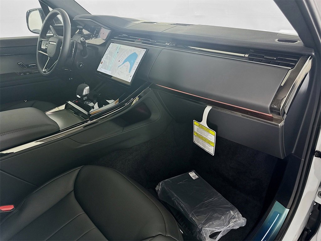 New 2025 Land Rover Range Rover Sport Dynamic SE image 30