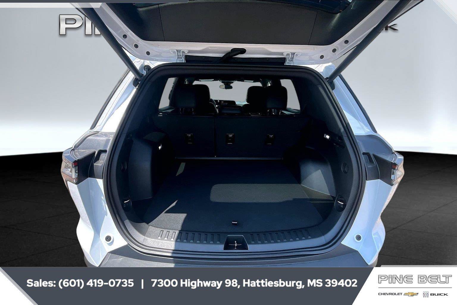 New 2027 Chevrolet Equinox RS FWD image 21