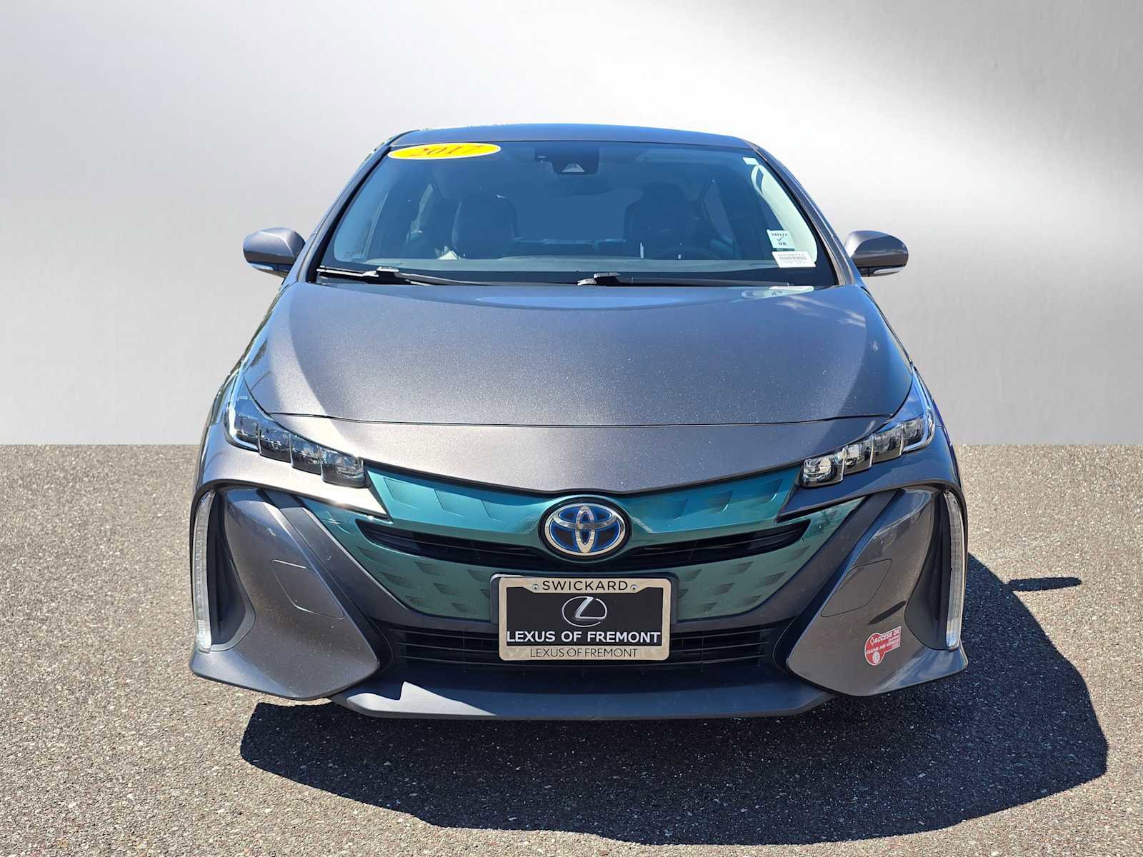 Used 2017 Toyota Prius Prime Premium image 8