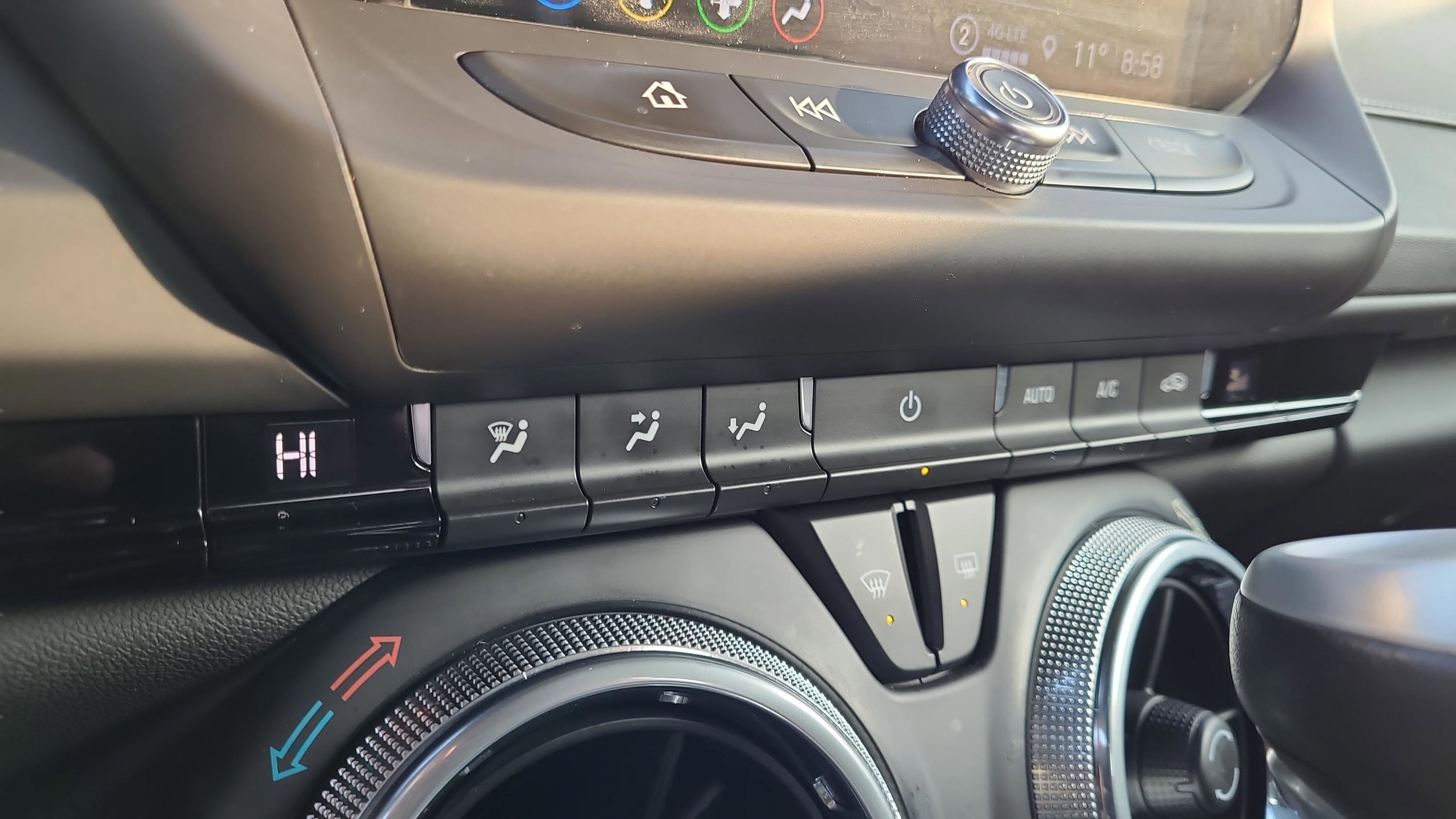 Used 2024 Chevrolet Camaro LT w/ Technology Package image 19