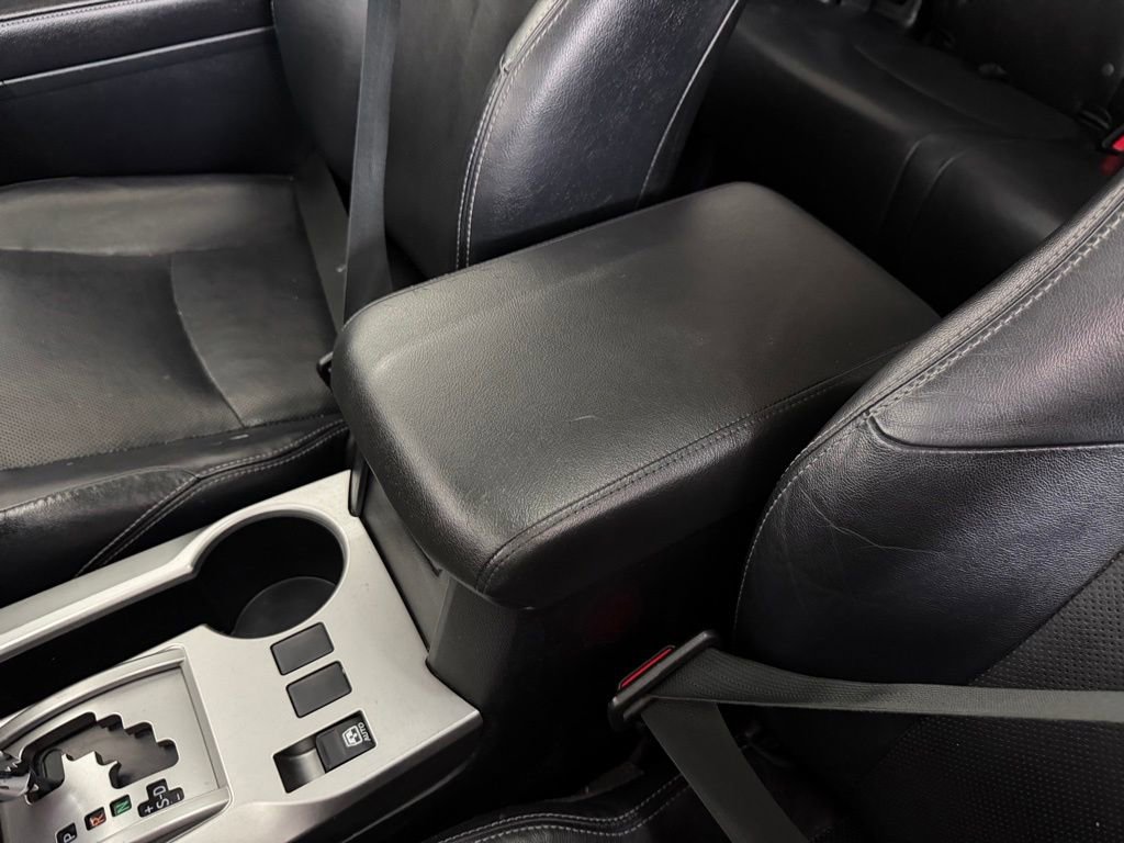 Used 2015 Toyota 4Runner Limited AWD/4WD image 32
