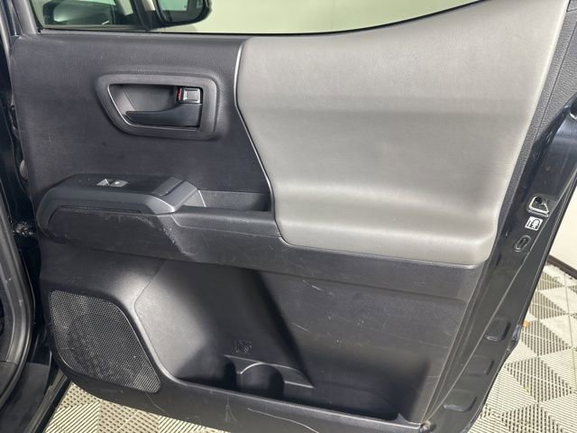 Used 2020 Toyota Tacoma SR AWD/4WD image 23