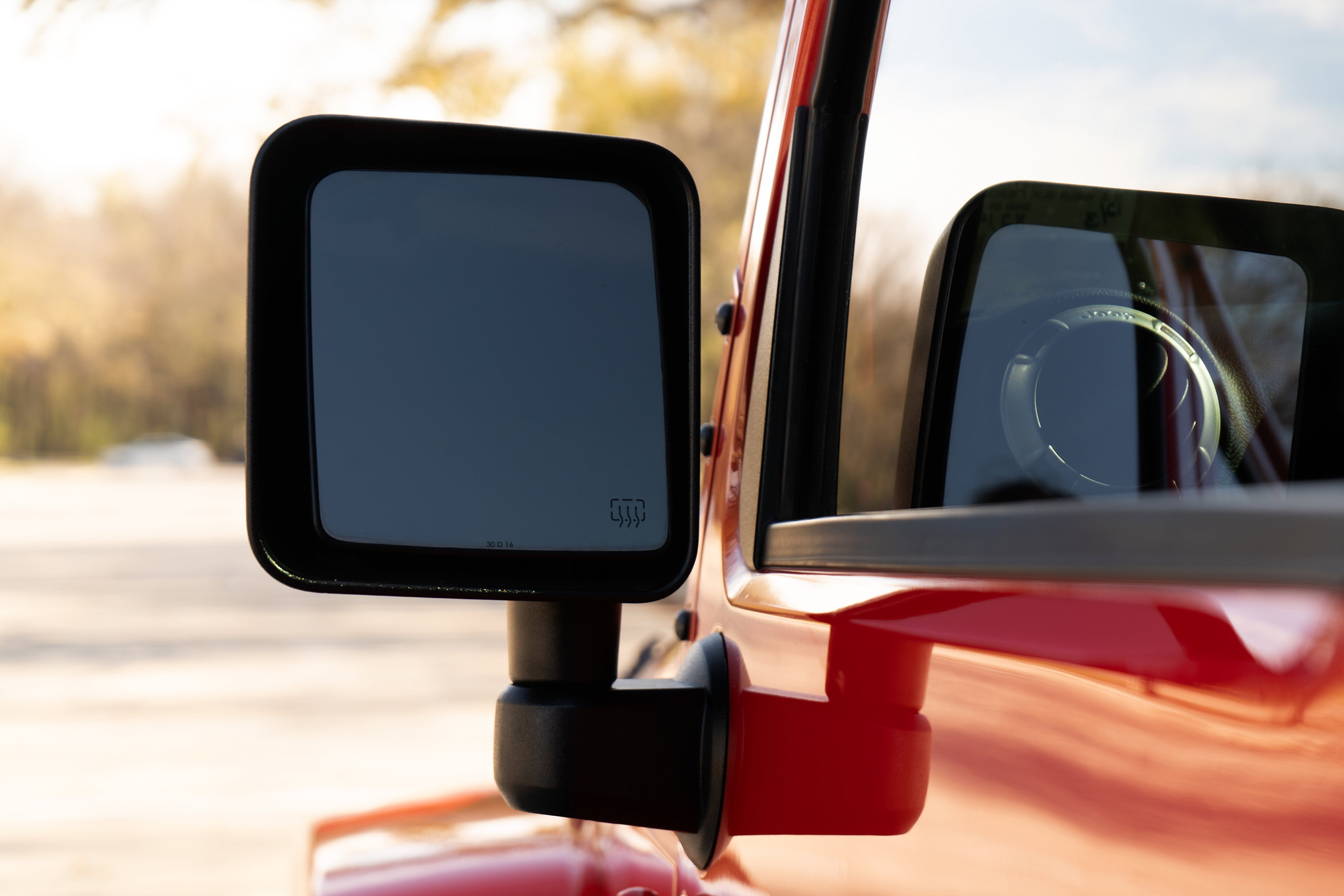 Used 2017 Jeep Wrangler Unlimited Sahara w/ Max Tow Package image 12