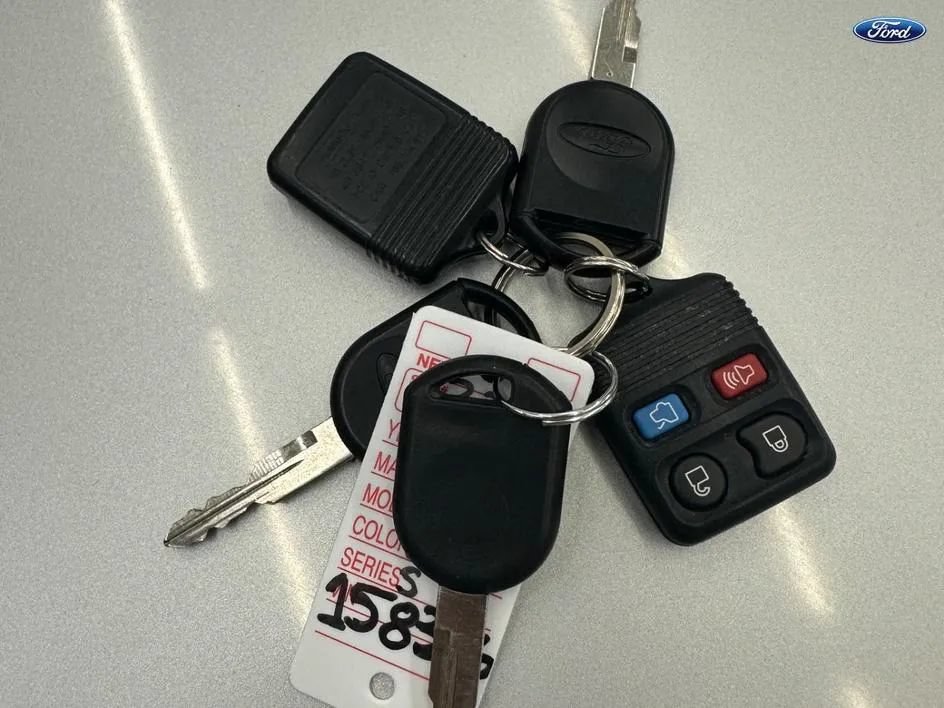 Used 2007 Ford Focus S FWD image 35