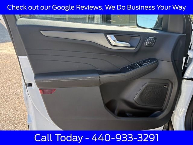 Used 2025 Ford Escape Active w/ Active Premium Tech Pack image 12
