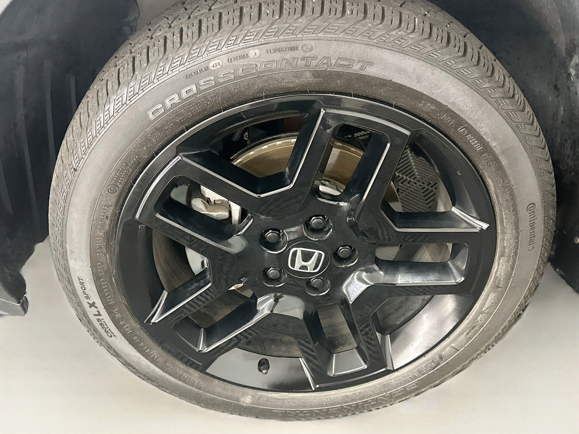 Used 2025 Honda Passport Black Edition image 11