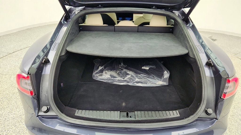 Used 2022 Tesla Model S AWD/4WD image 27