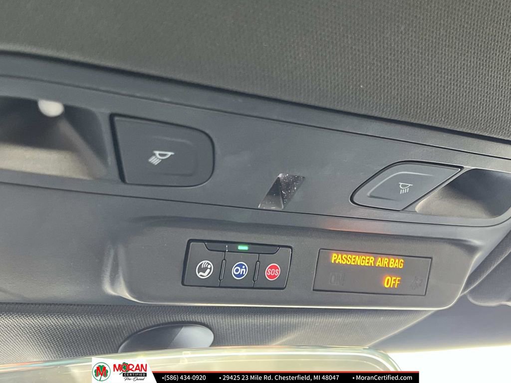 Used 2022 Chevrolet Camaro LT w/ Technology Package image 28