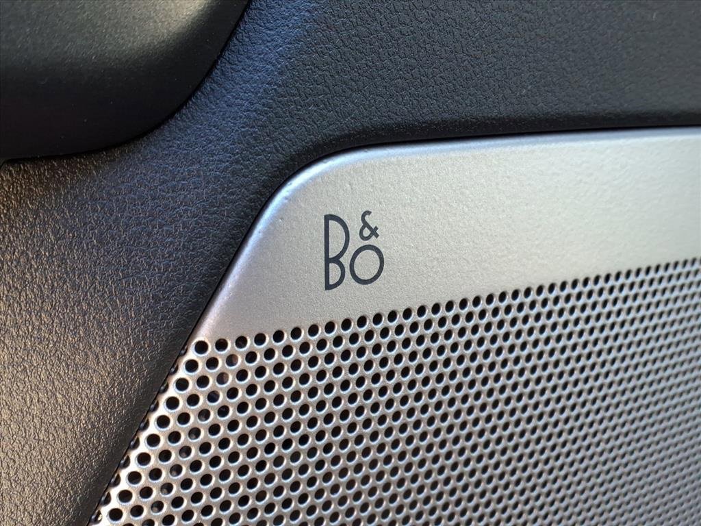 New 2026 Ford F250 Lariat w/ Black Appearance Package image 21