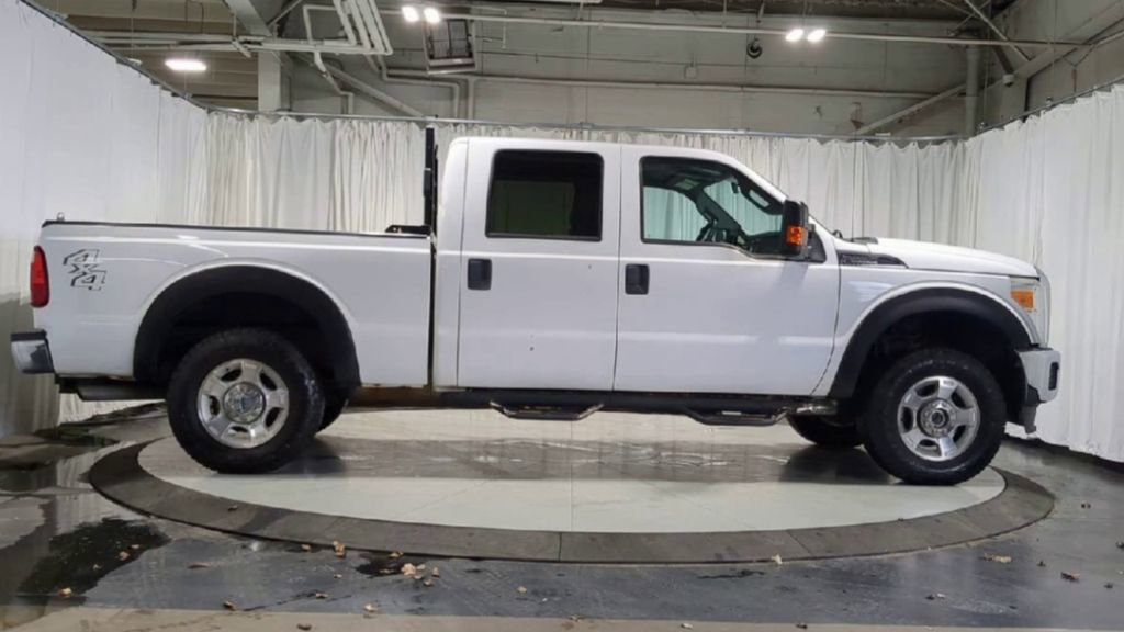 Used 2016 Ford F250 XLT AWD/4WD image 11