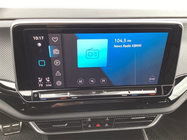 Used 2024 Volkswagen Atlas Cross Sport SEL Premium R-Line image 20