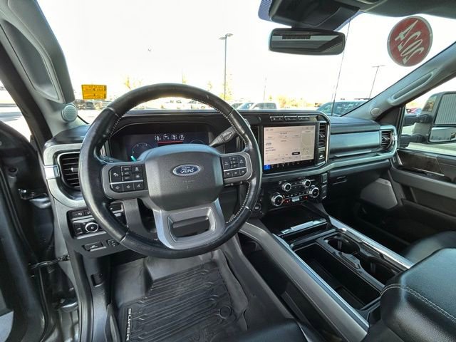Used 2024 Ford F350 Lariat w/ Lariat Ultimate Package image 27