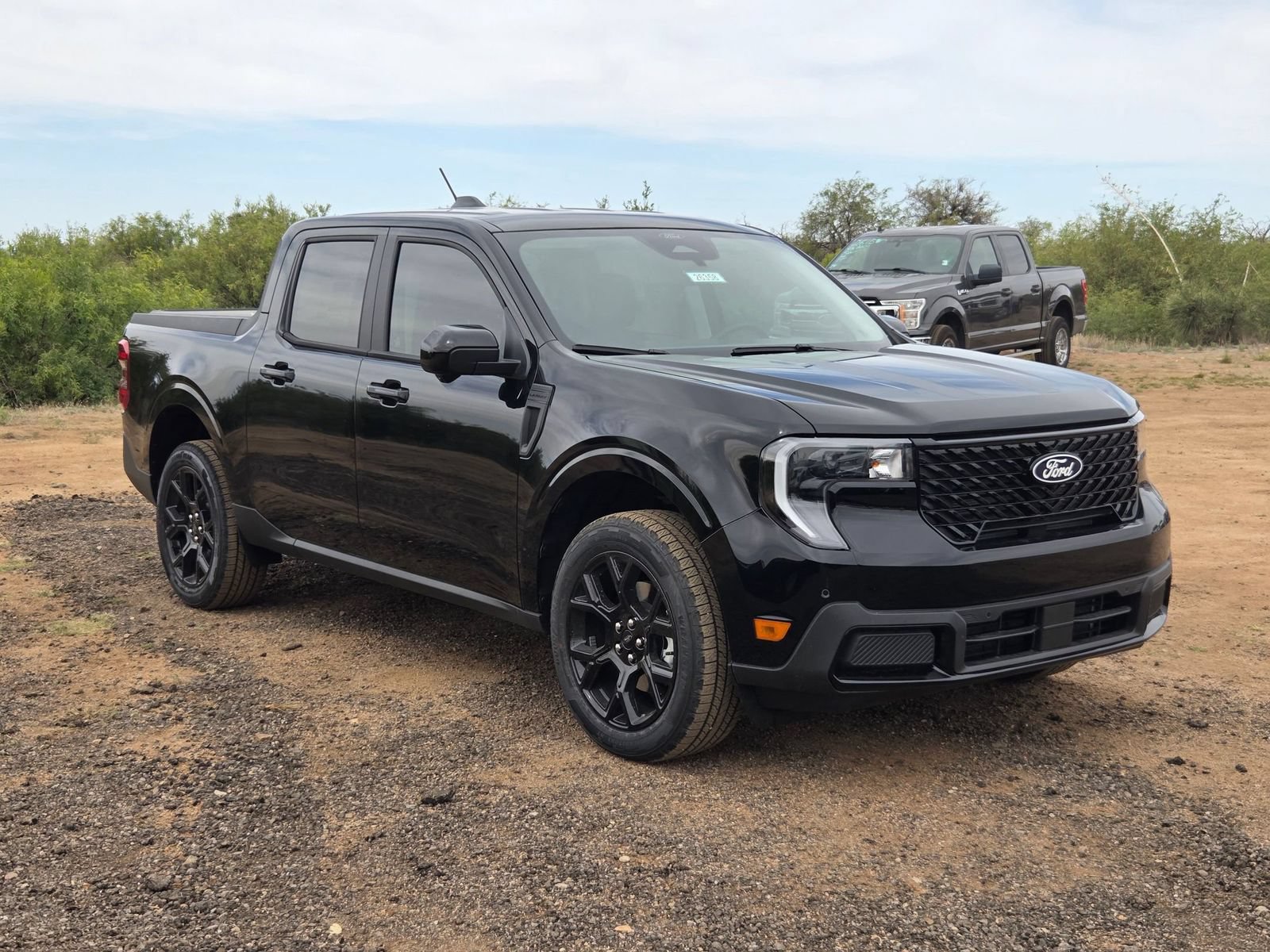 New 2026 Ford Maverick Lariat w/ Black Appearance Package AWD/4WD image 3