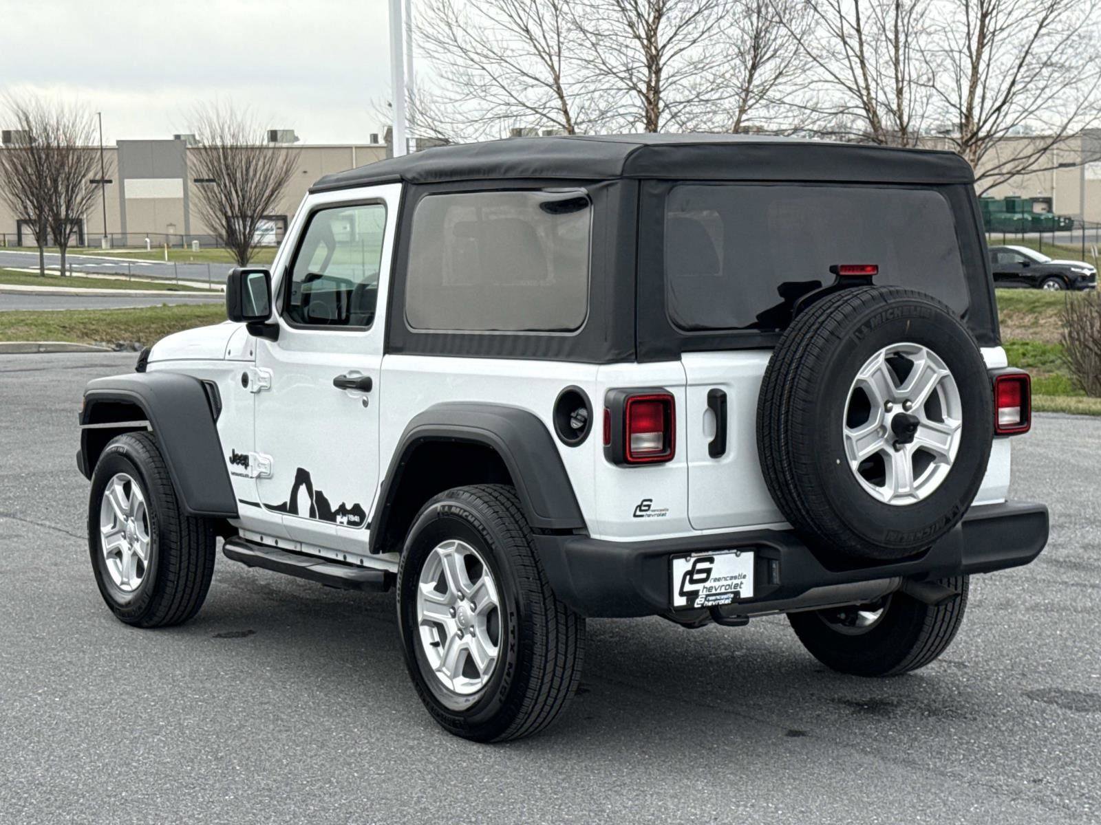 Used 2023 Jeep Wrangler Sport S image 26