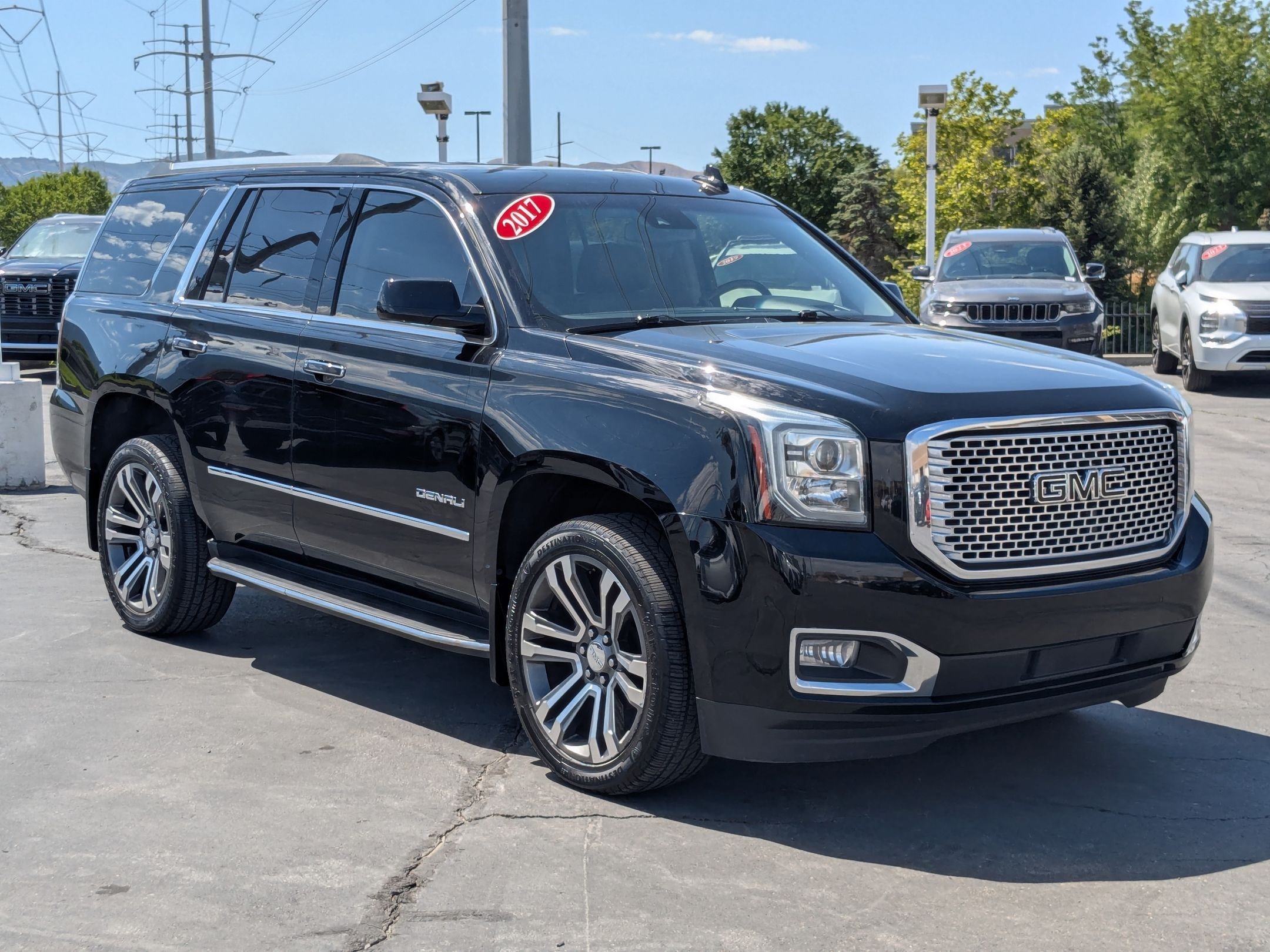 Used 2017 GMC Yukon Denali w/ Open Road Package AWD/4WD image 7