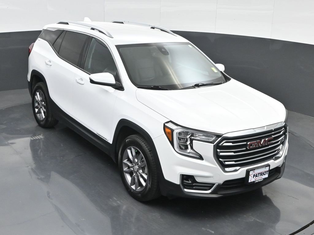Used 2024 GMC Terrain SLT image 42