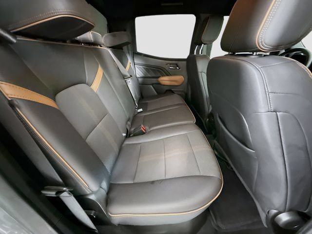 Used 2024 GMC Canyon AT4 w/ Technology Package AWD/4WD image 27