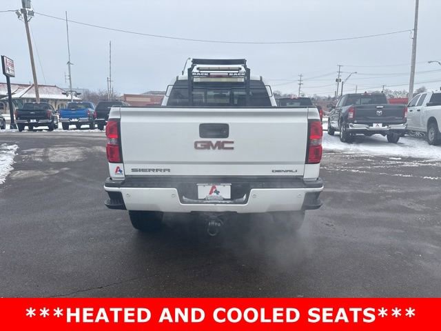 Used 2015 GMC Sierra 2500 Denali image 4