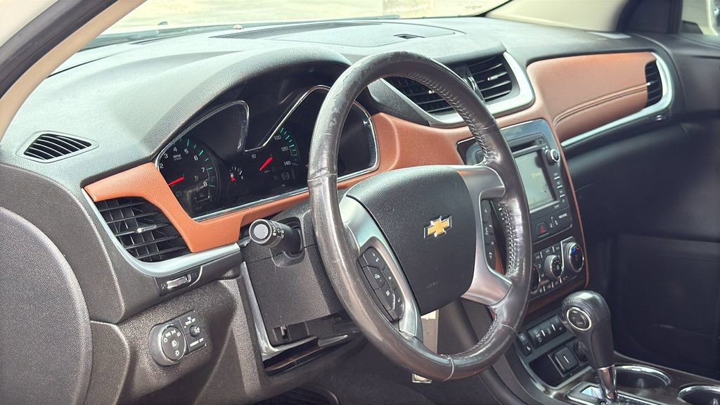 Used 2015 Chevrolet Traverse LTZ w/ LPO, 'HIT The Road' Package FWD image 9