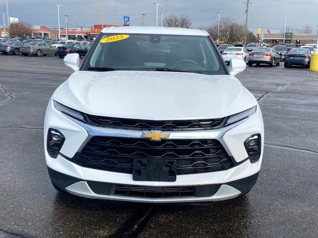Certified 2025 Chevrolet Blazer LT image 3