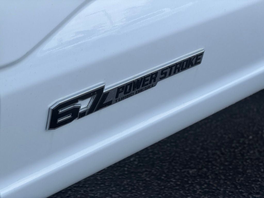 New 2026 Ford F550 4x4 Crew Cab image 6