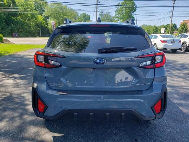 Used 2024 Subaru Crosstrek 2.0i Premium AWD/4WD image 4