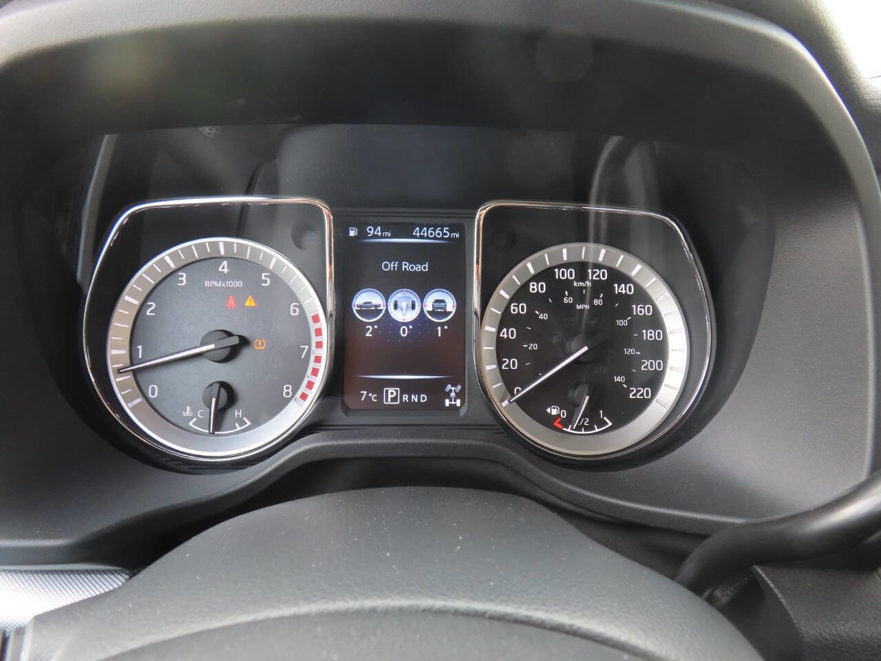 Used 2017 Nissan Titan PRO-4X image 15