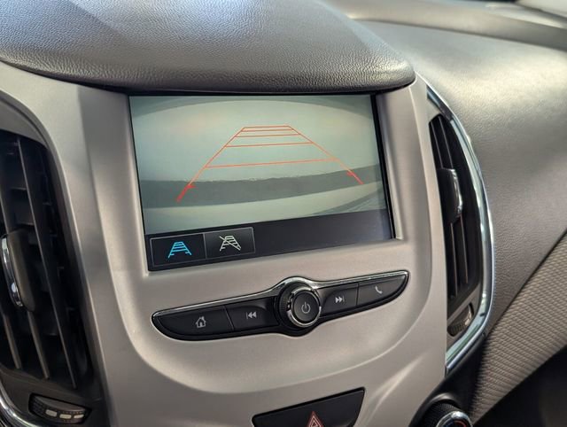 Used 2017 Chevrolet Cruze LS image 20