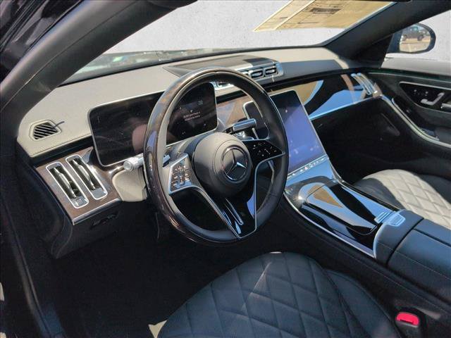 New 2025 Mercedes-Benz S 580 4MATIC Sedan image 3