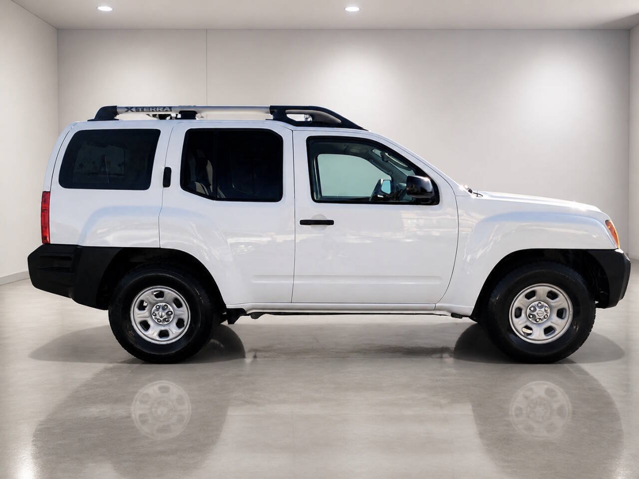 Used 2012 Nissan Xterra X RWD image 6