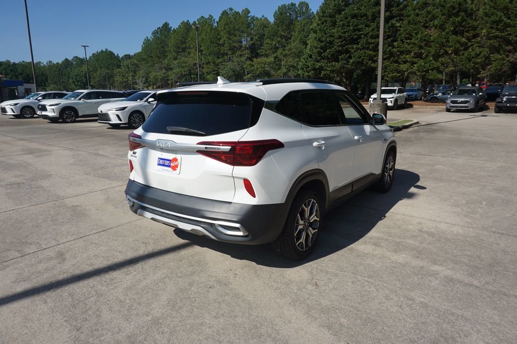 Used 2022 Kia Seltos EX AWD/4WD image 24