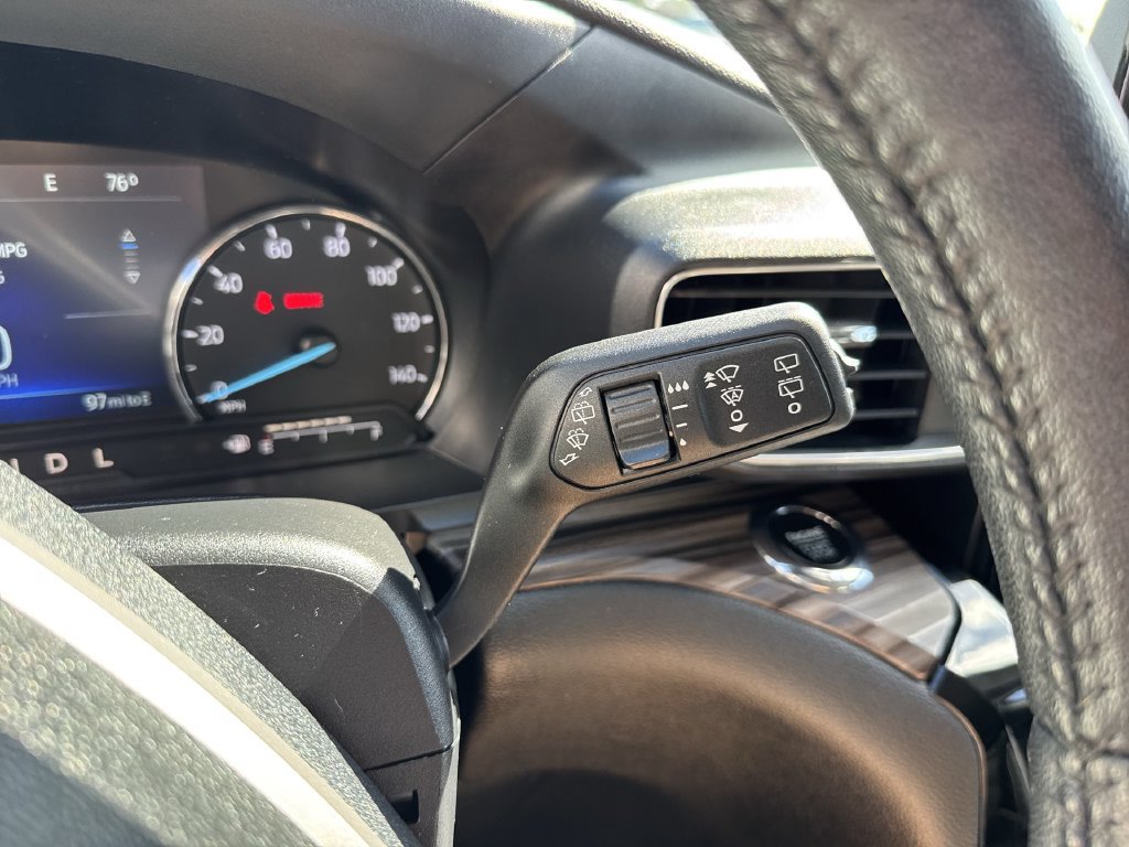 Used 2023 Ford Explorer Limited w/ Limited Technology Package RWD image 55