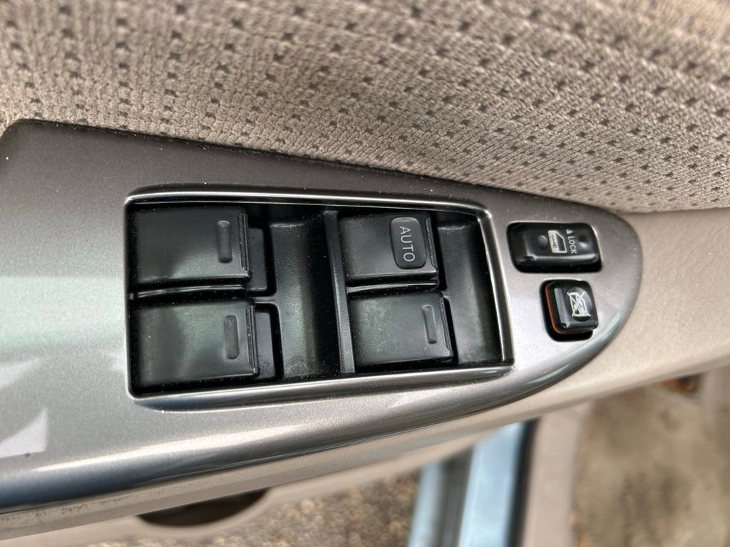 Used 2008 Toyota Sienna LE image 17