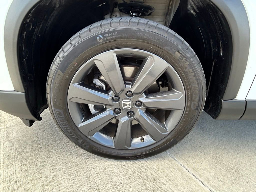 Used 2023 Honda Pilot Sport image 22