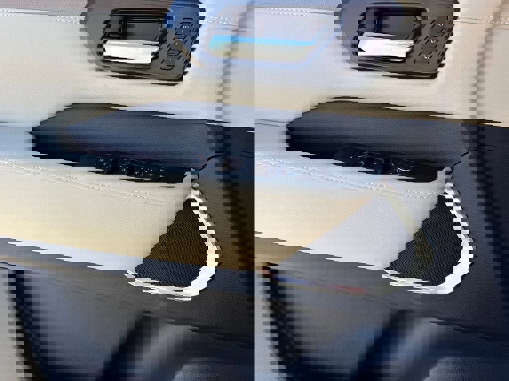 New 2026 Nissan Armada Platinum Reserve image 12