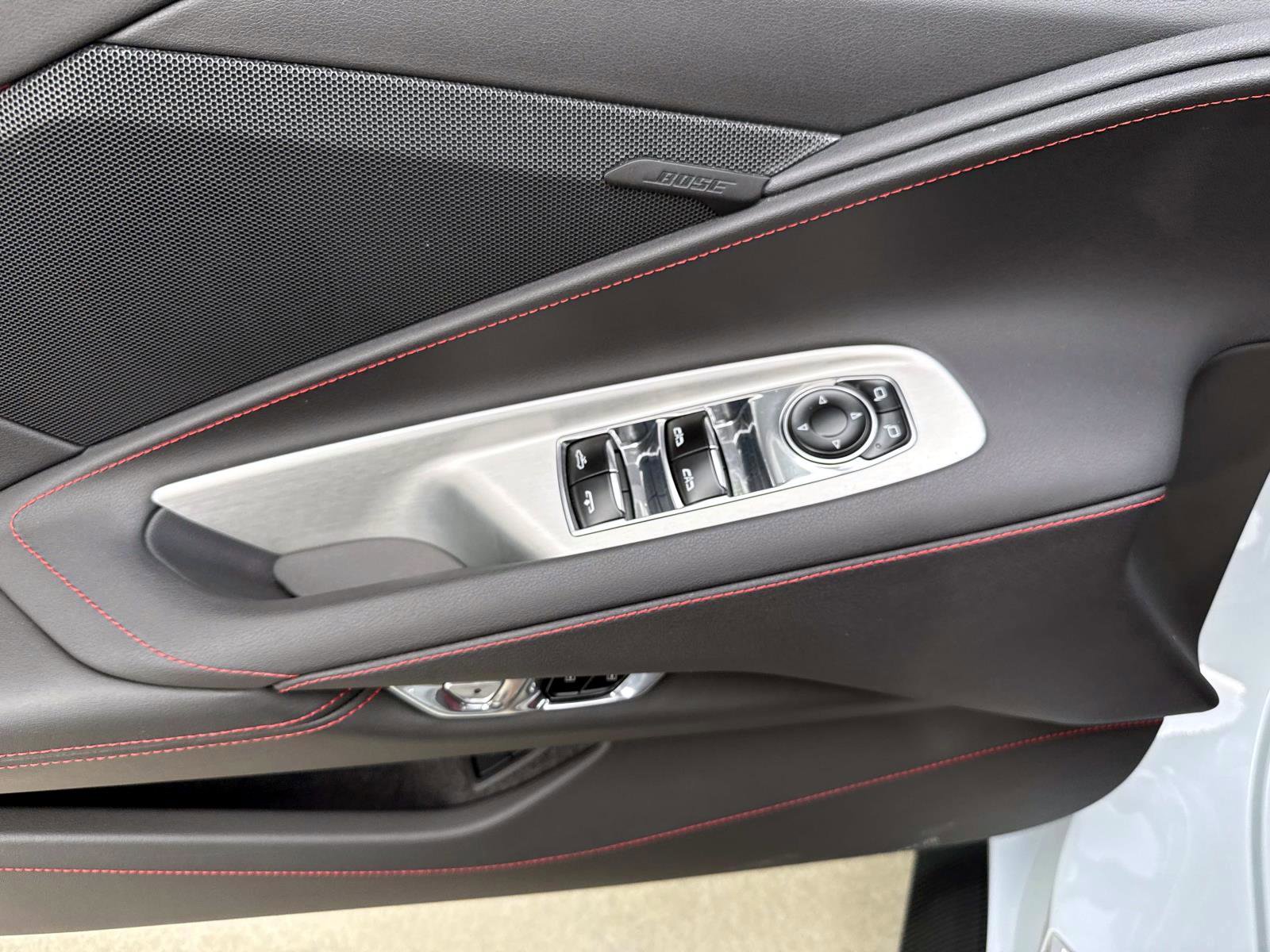 Used 2023 Chevrolet Corvette Stingray Convertible w/ Z51 Performance Package image 11