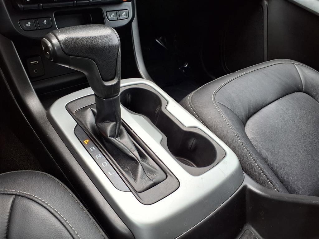 Used 2017 Chevrolet Colorado LT w/ Luxury Package, Chrome AWD/4WD image 23