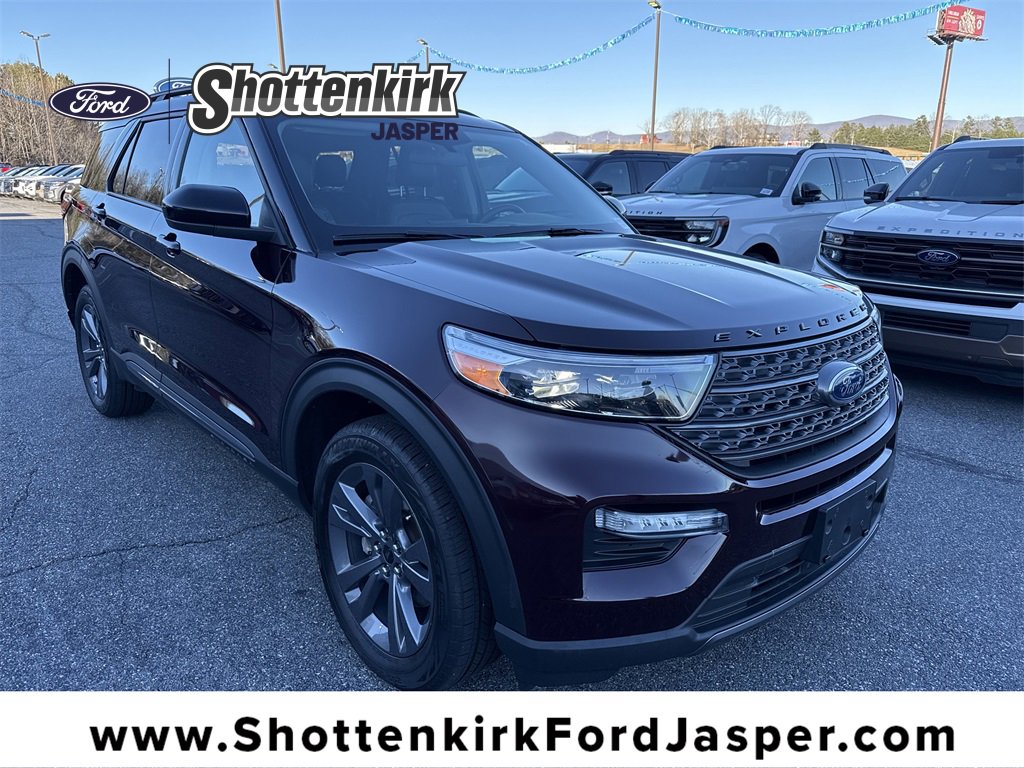 Used 2023 Ford Explorer XLT w/ Equipment Group 202A image 1