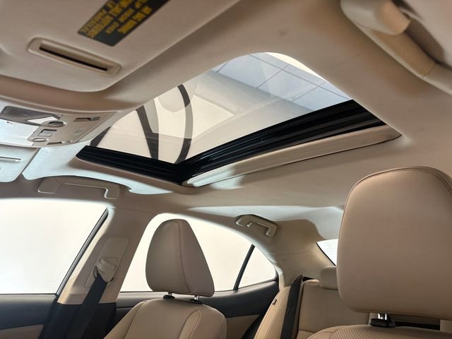 Used 2017 Lexus IS 300 AWD w/ Premium Package image 8