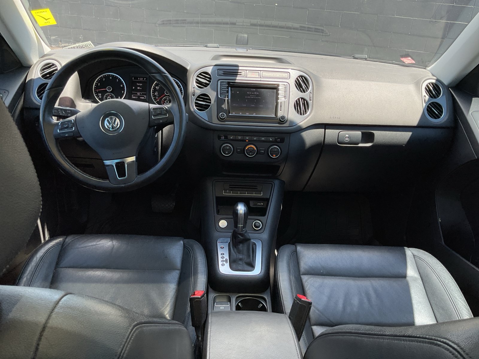 Used 2017 Volkswagen Tiguan Sport AWD/4WD image 17