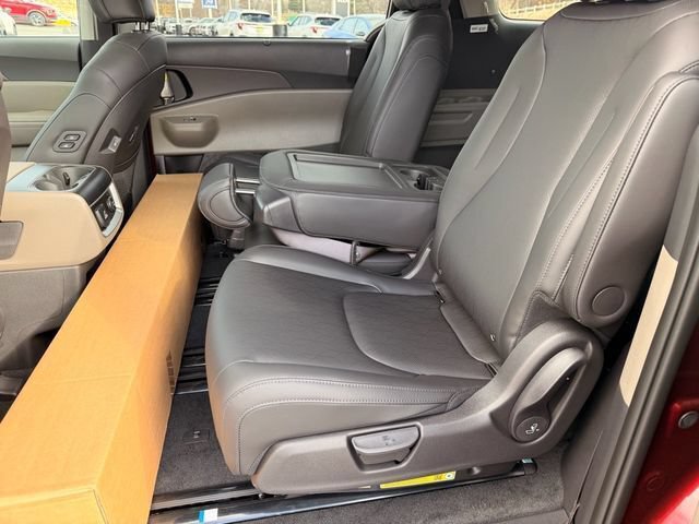 New 2026 Kia Carnival SX FWD image 8