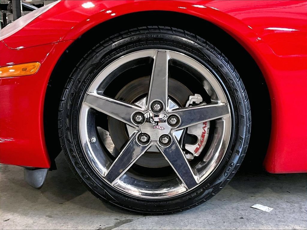 Used 2006 Chevrolet Corvette Convertible w/ Preferred Equipment Group RWD image 7