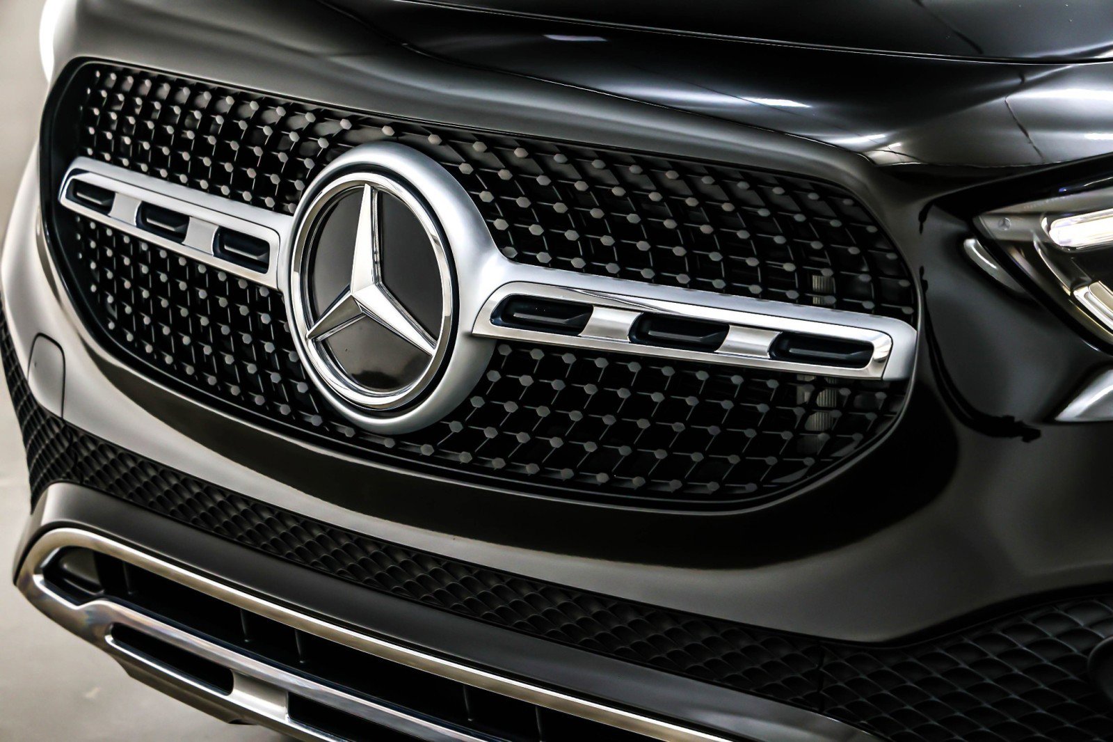 Certified 2023 Mercedes-Benz GLA 250 image 14