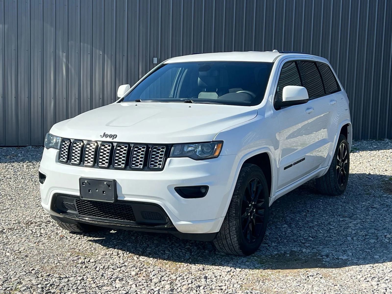 Used 2018 Jeep Grand Cherokee Altitude