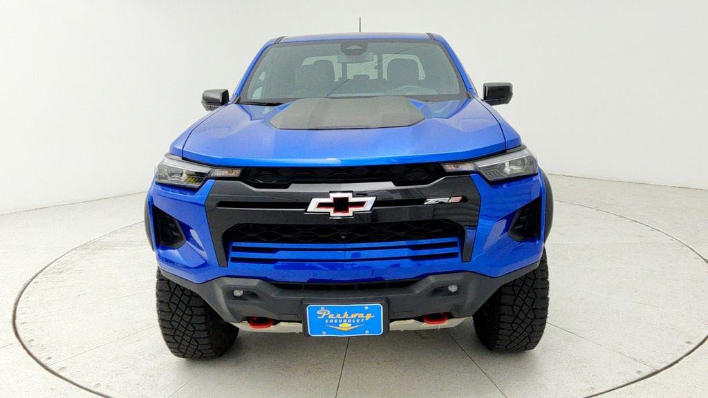 Certified 2024 Chevrolet Colorado ZR2 w/ Technology Package AWD/4WD image 2