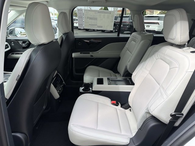 New 2026 Lincoln Aviator Reserve image 16